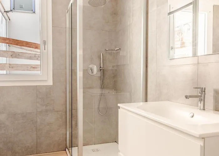 New Prestige Collection-2 Rooms-2 Bathrooms-parking-vledante